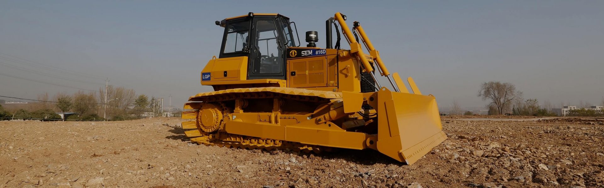 Top 5 Reasons Contractors Prefer SEM Machinery in Qatar for Infrastructure Work | Al Bahar SEM